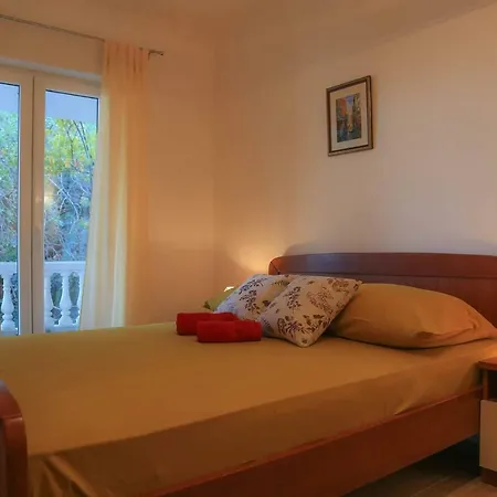 Marivo Guest House Molunat Exterior photo