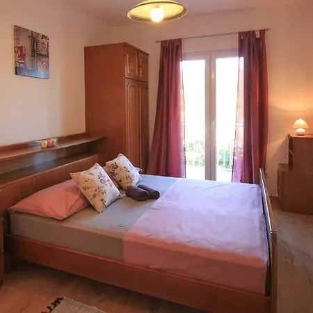 Marivo Guest House Molunat Exterior photo